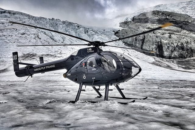 Private Flight: 4 Glaciers with 2 Snow Landings - 60mins - Photo 1 of 8